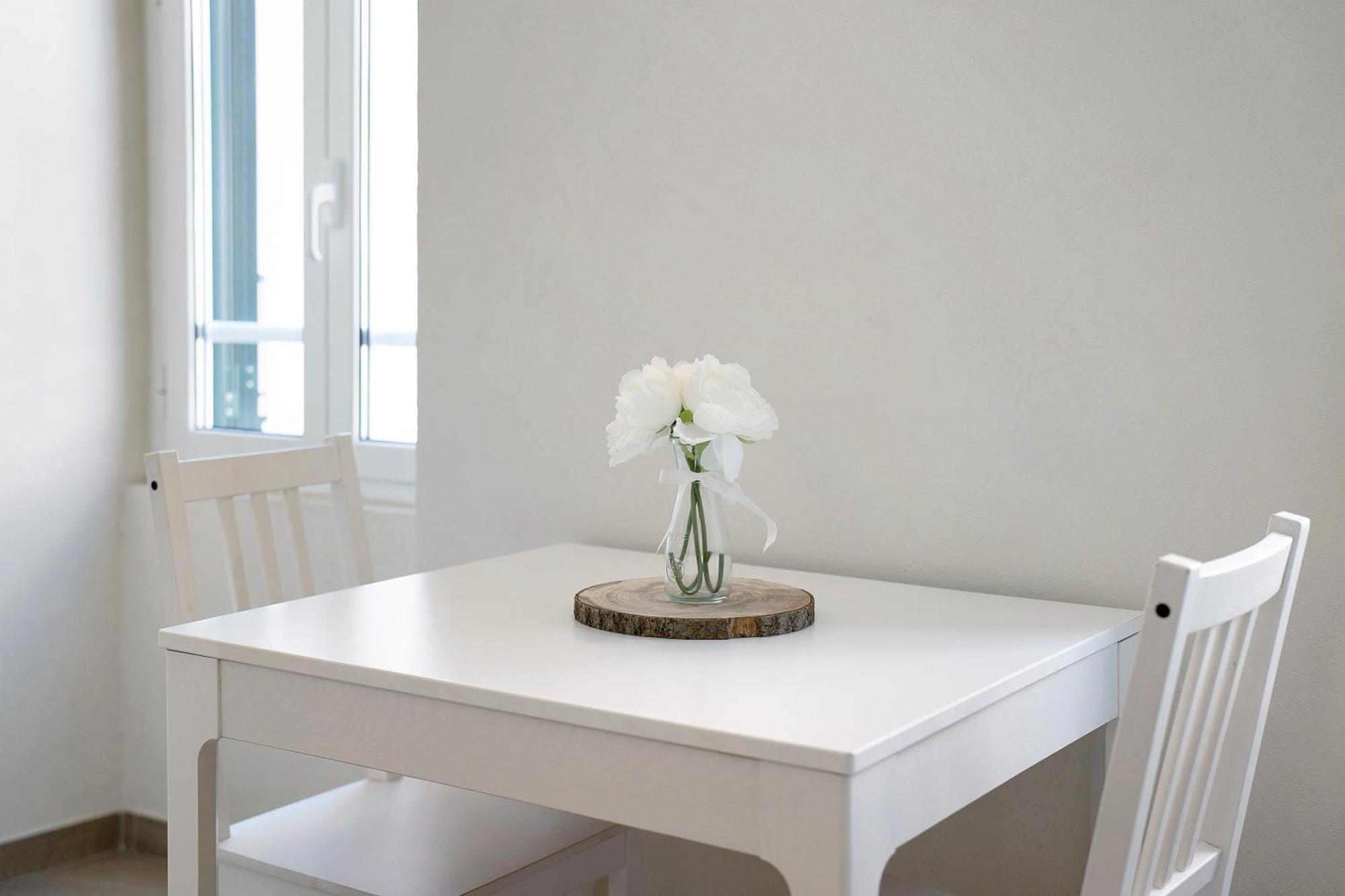 Casa Elena Apartment บอร์ดิเกรา ภายนอก รูปภาพ